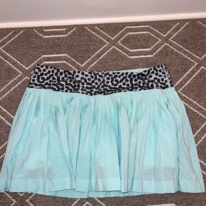 Lululemon tennis skirt size 6